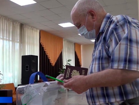 Более 60% кировчан уже проголосовали по поправкам в Конституцию