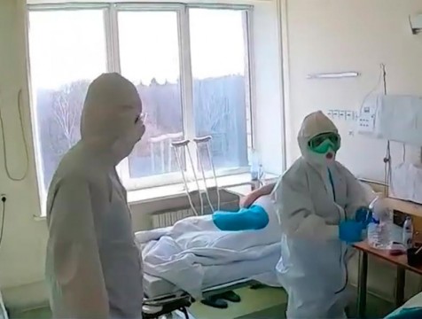 Регион получит дополнительные выплаты для медиков, работающих с коронавирусными больными