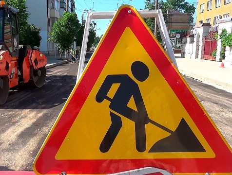 Движение транспорта на улице М. Горького будет частично ограничиваться до 20 августа