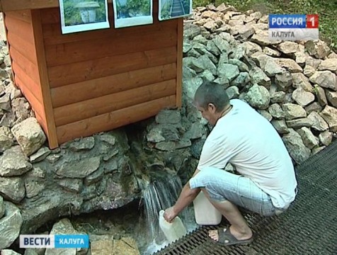 В микрорайоне Малинники обустроили родник