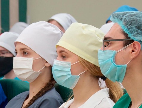 130 первокурсников калужских медицинских факультетов проходят первую производственную практику