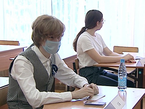 10 школьников региона получили 100 баллов на ЕГЭ по русскому языку