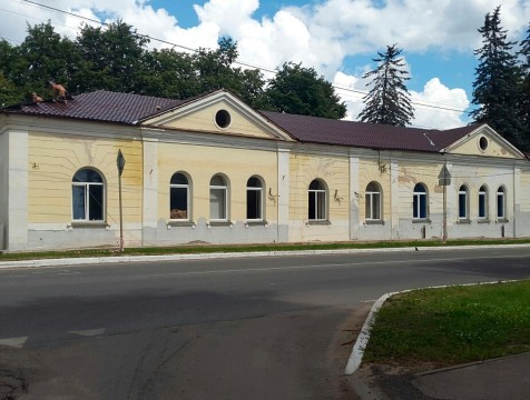 В отреставрированную постройку XIX века въедет ЗАГС города Юхнова