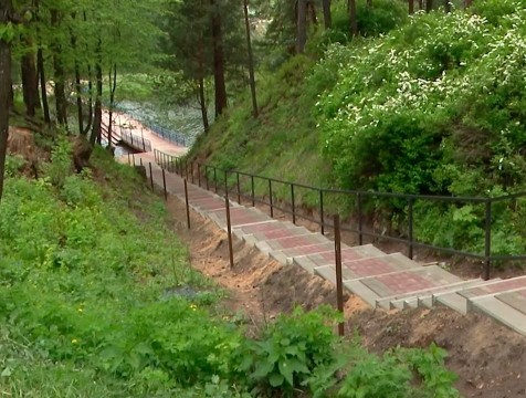 Совсем скоро жители Юхнова насладятся прогулками по новой набережной