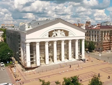 Закончить восстановительные работы в калужском драмтеатре планируют к сентябрю