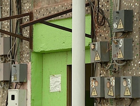 «Темная» история: жители Бабынинского райна страдают от перебоев в электроэнергии