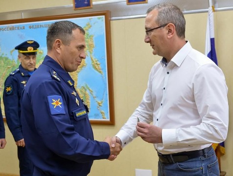 Военнослужащие аэродрома Шайковка получили областные награды