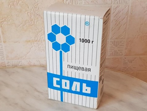 В магазинах дешевеют овощи, но дорожает соль
