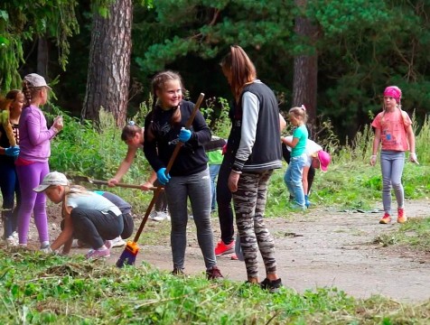 Жители микрорайона Сукремль мечтают превратить ближайший лес в благоустроенный парк