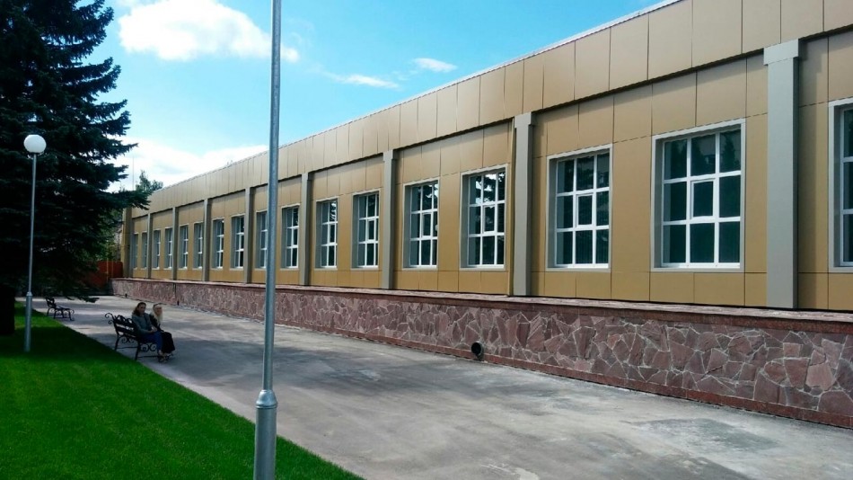Здание-Алгонт0827.jpg