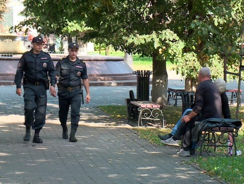 Сотрудники патрульно-постовой службы отмечают профессиональный праздник