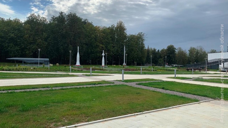 музей-космонавтики-сквер-0906.jpg
