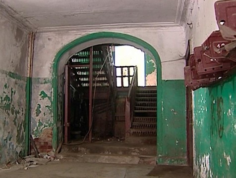 Переселение из аварийного жилья в регионе хотят закончить досрочно