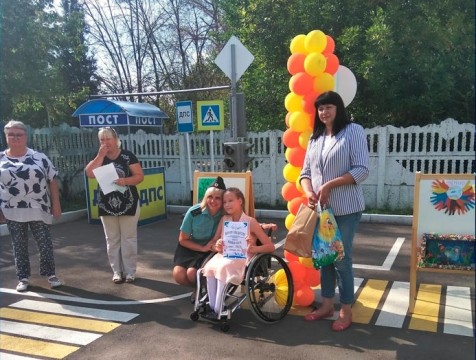 Победителей конкурса «Наши улыбки» среди детей с ограниченными возможностями наградили в Калуге