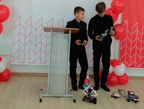 На базе людиновской школы №2 открыли «Точку роста»