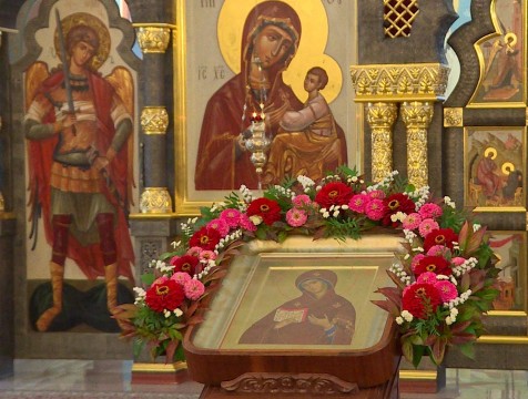 Православные отмечают день явления Калужской иконы Божией Матери