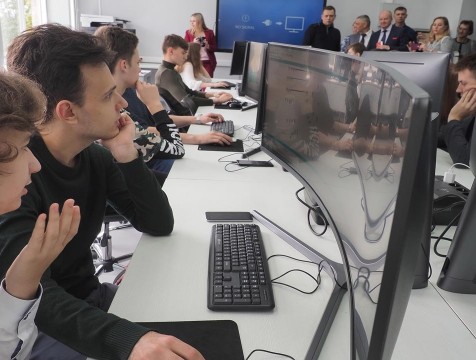 Мастерские информационно-коммуникационных технологий открыли в Калуге