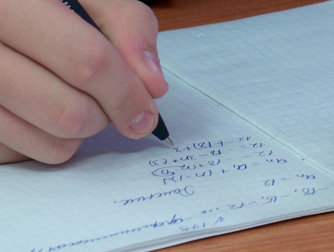 Калужские правоохранители помогли более 700 ученикам подготовиться к школе