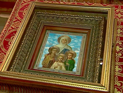 Православные верующие отмечают день памяти Веры, Надежды, Любови и матери их Софии