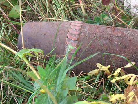 При ремонте дороги нашли снаряд времен войны