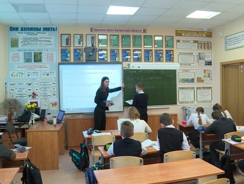 Дополнительных каникул по коронавирусу в калужских школах не будет
