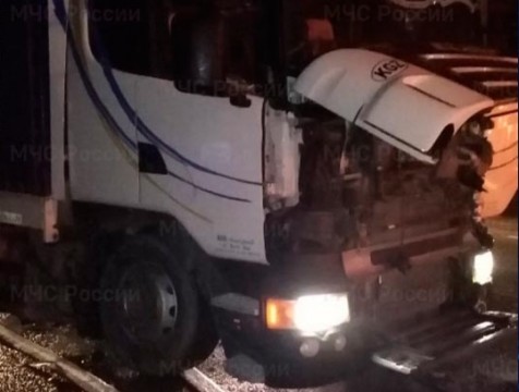Две фуры рано утром столкнулись в Малоярославецком районе