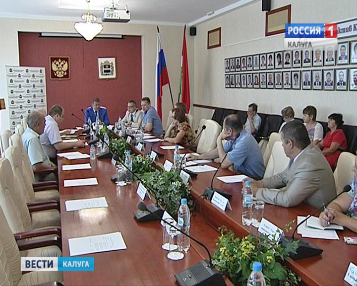Совет-непарламентских-партий0728.jpg