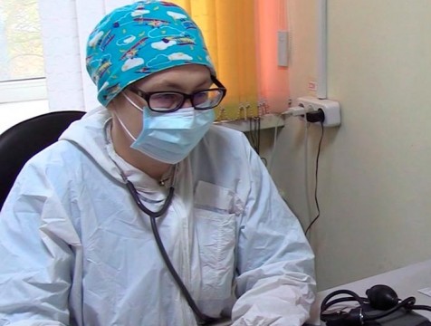 Козельских врачей наградили медалью «За медицинскую доблесть»