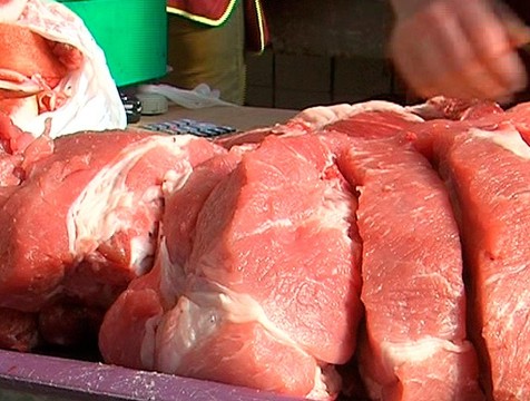 Ветеринары предупредили об опасности заражения оспой от молока и мяса