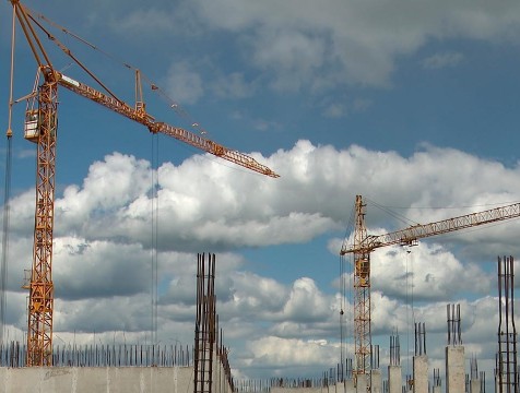 В регионе продолжат принимать меры для сокращения количества долгостроев