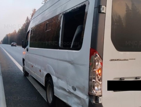 Пассажирская «Газель» попала в ДТП в Калуге