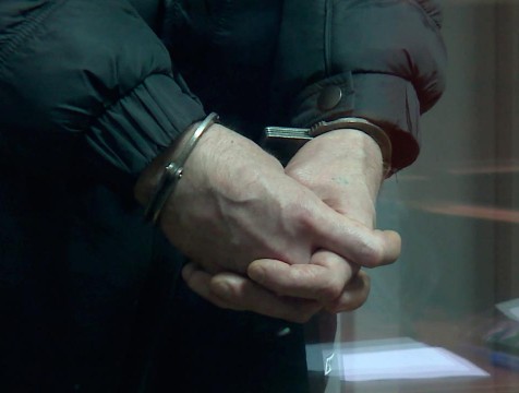К 3 годам лишения свободы приговорили калужанина за нападение с ножом