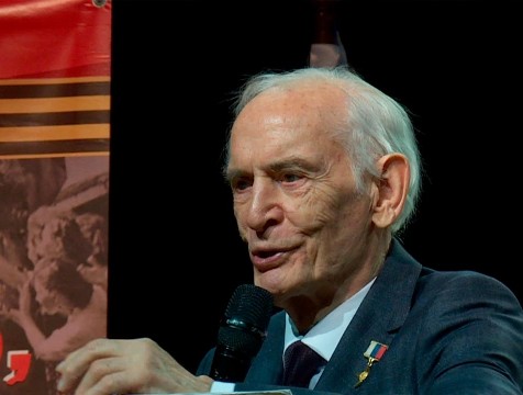 Василий Лановой рассказал калужанам о патриотизме