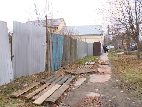 Жители микрорайона Малинники получат новый тротуар