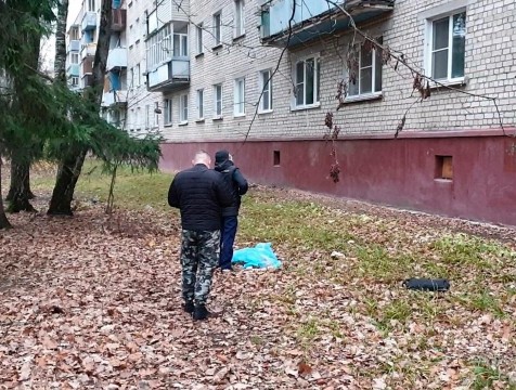 Мужчина выпал из окна обнинской пятиэтажки
