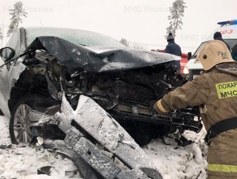 В Боровском районе столкнулись две иномарки
