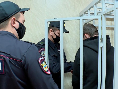 Водитель, насмерть сбивший маму с ребенком, отправится в колонию на 9 лет