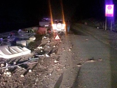 Трое дорожных рабочих пострадали в двух ДТП за один вечер