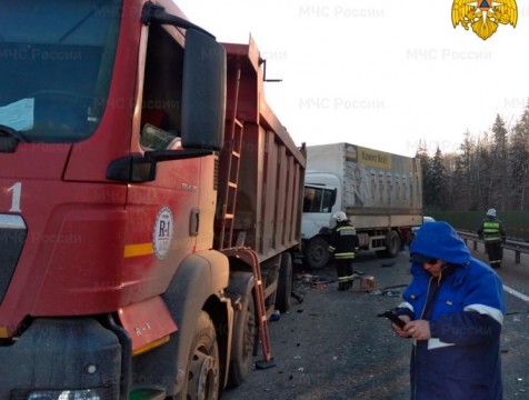 Массовое ДТП с пострадавшими произошло на северном въезде в Калугу