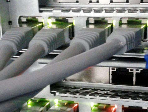Главным распространителем фейковых новостей о коронавирусе назвали социальные сети