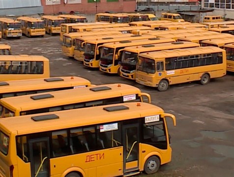 Калужским родителям хотят разрешить сопровождать детей в школьных автобусах