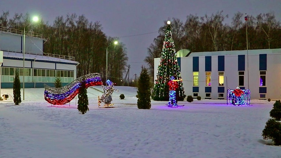 Новогоднее-оформление-Сухиничи3-1224.jpg
