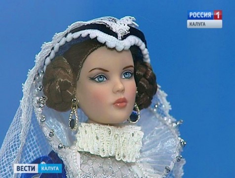 В Музее изобразительных искусств открылась выставка кукол в костюмах различных эпох