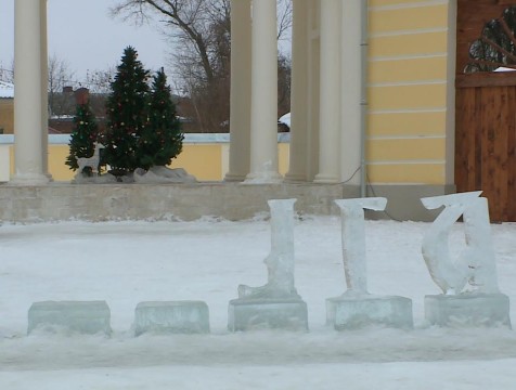 Вандалы разгулялись в новогодней столице