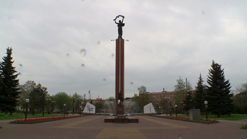 Погода-Площадь-Победы-9-мая0504.jpg