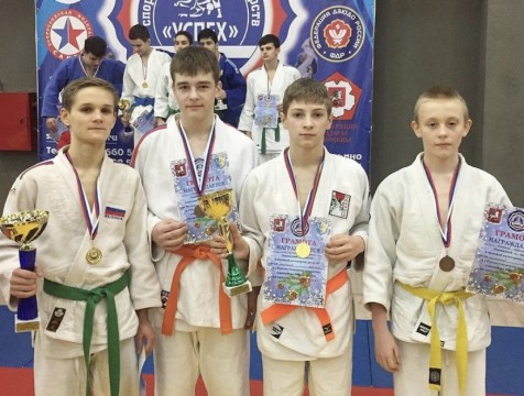 Обнинские спортсмены взошли на пьедестал московского турнира по дзюдо