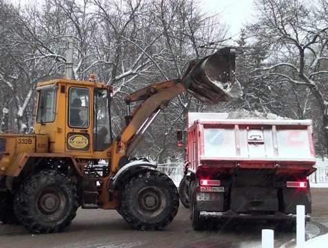 Водителей просят убрать машины с девяти улиц Калуги