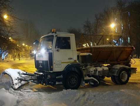 3770 кубометров снега вывезли за ночь с улиц Калуги