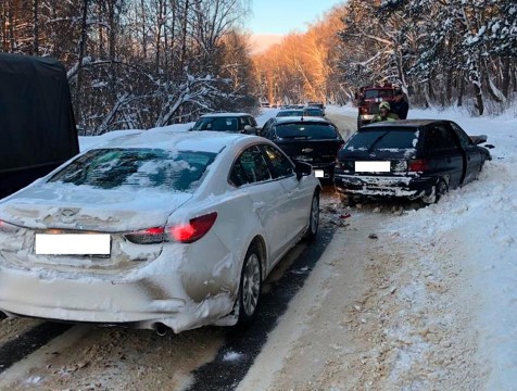 В массовом ДТП под Боровском есть пострадавший