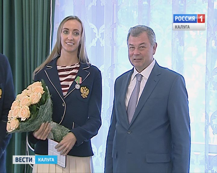пляжница--губернатор2-0830.jpg